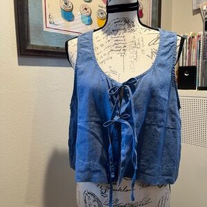 VRG GRL tie front top